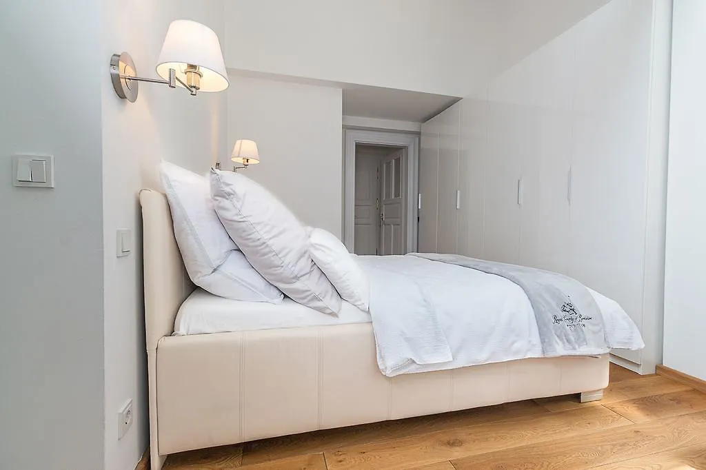 Hotel Megan Penthouse Laim Mnichov